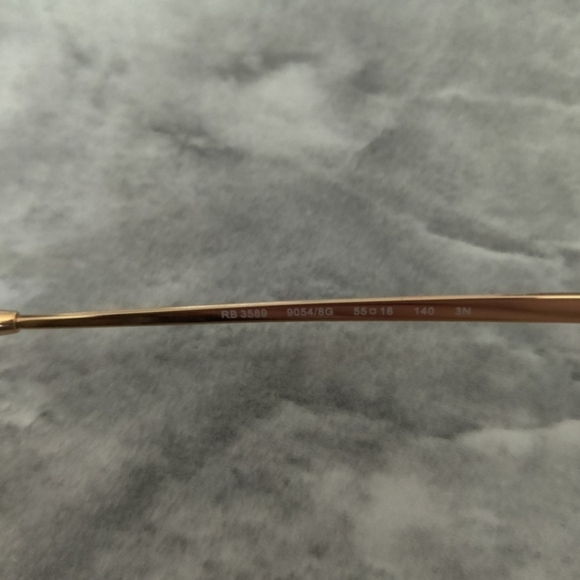 Ray-Ban Aviators - Picture 7 of 12